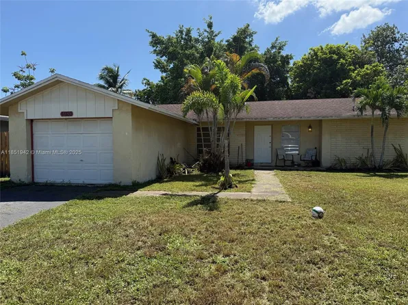 4020 NW 93rd Way, Fort Lauderdale, FL 33351