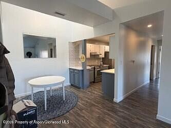2nd image of 89 Meadowood Dr APT C2