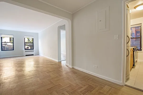 Rented by Stonehenge NYC LLC | media 4