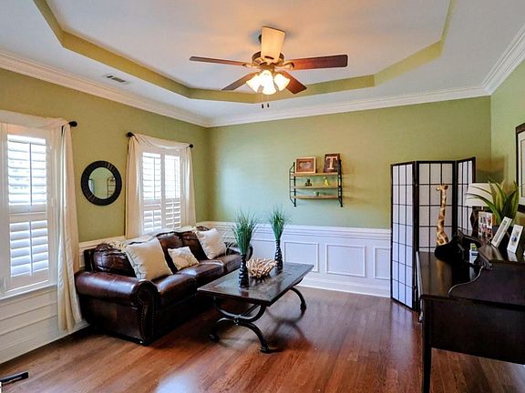 3rd image of 3 Parkhaven Way