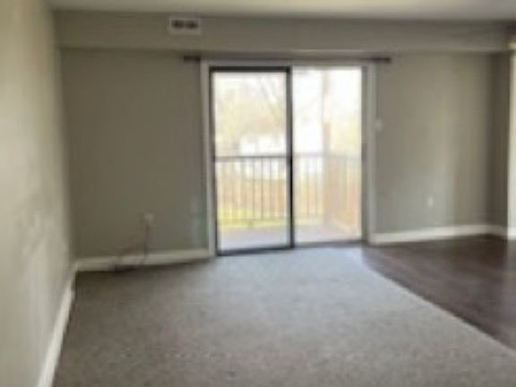 5th image of 113B Kittery Ct #B
