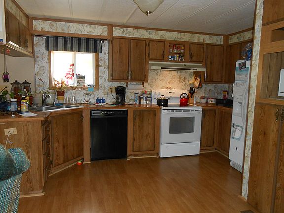 2nd image of 632 14th Ave Trlr 42