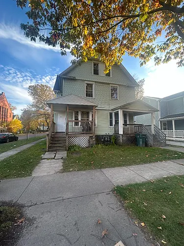 325-327 Parsells Ave Photo 1