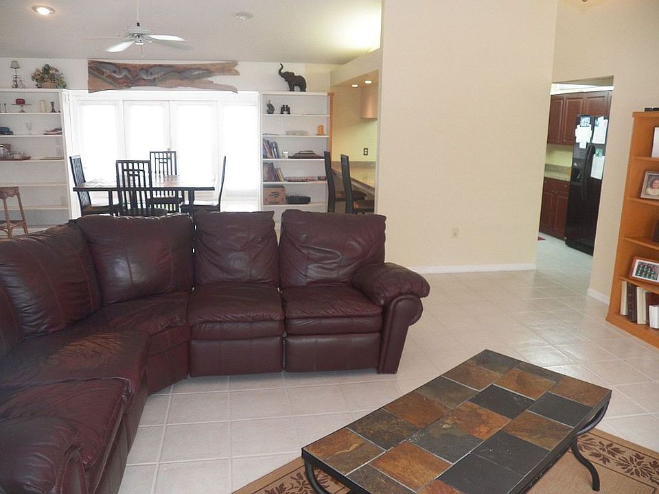 1st image of 115 Shady Pine Ln