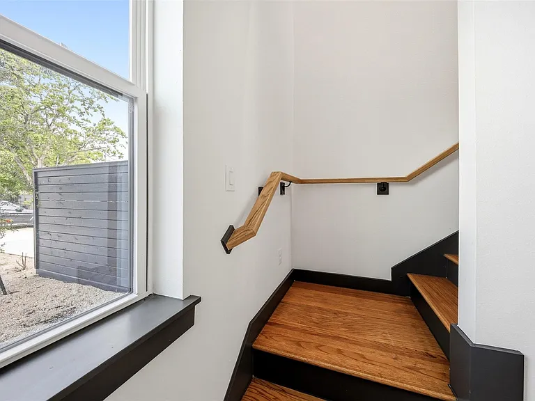 7818 Hanfro Ln #D — Photo 23