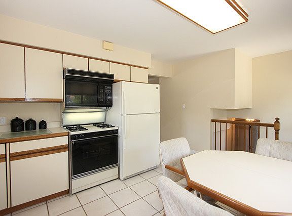 5th image of 163 N Prairie Ave