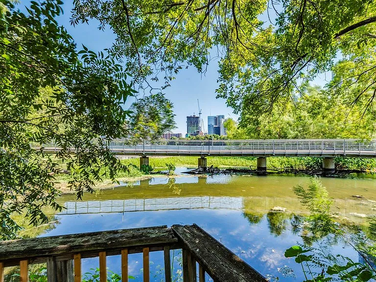 500 E Riverside Dr #206 — Photo 25