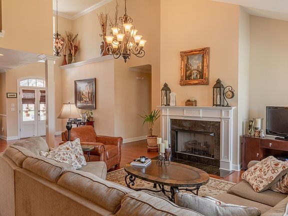 5th image of 16565 Long Lake Dr