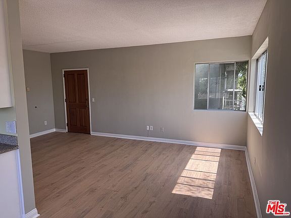 2nd image of 1646 Franklin St APT D