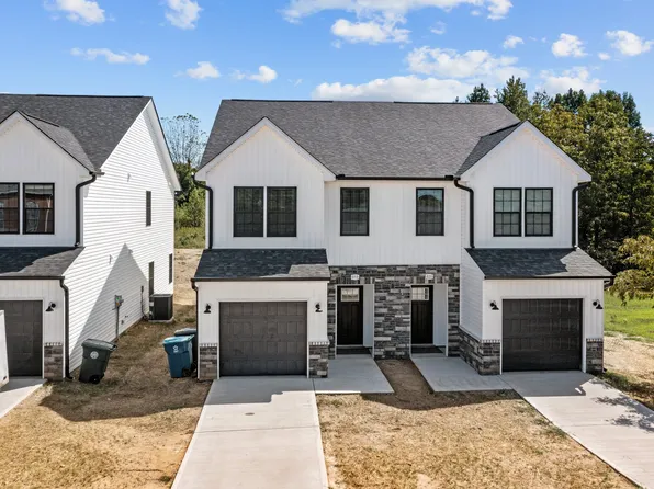 808 Crown Point Dr, Salisbury, NC 28146