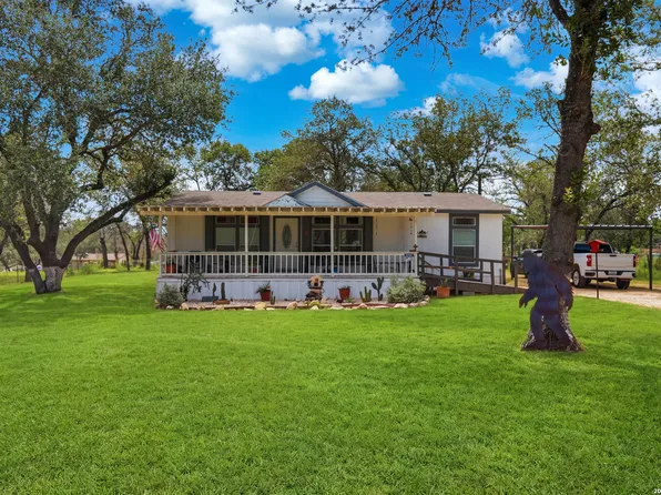 200 Michael RD, Poteet, TX 78065