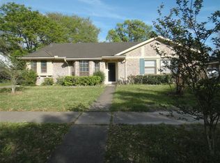 7207 Lacy Hill Dr, Houston, TX 77036