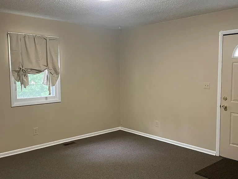 849 S Macarthur Blvd #2 — Photo 6
