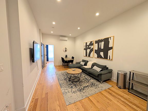 4th image of 388 7th Ave APT 1