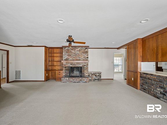 5th image of 608 Mixon Ave