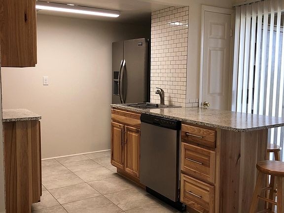 2nd image of 225 Wright Pkwy NW Unit 1