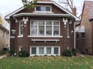 6745 Riverside Dr, Berwyn, IL 60402