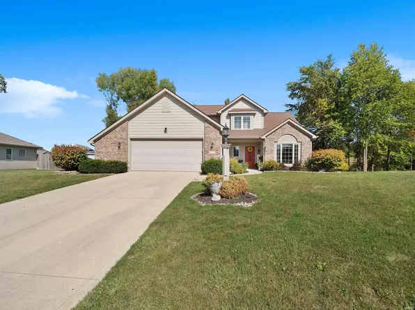 9831 Forest Creek Dr, Fort Wayne, IN 46835