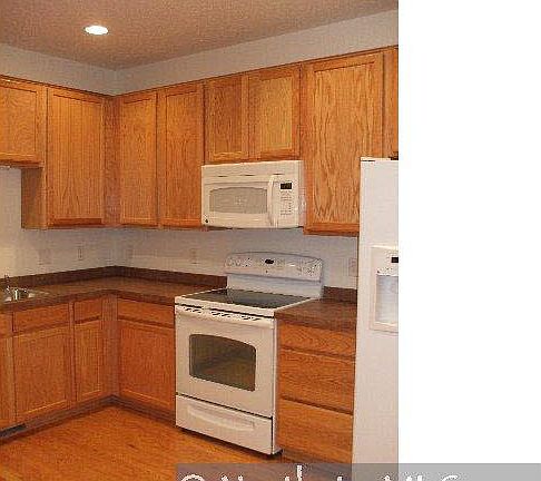 3rd image of 12609E Midway Court NE