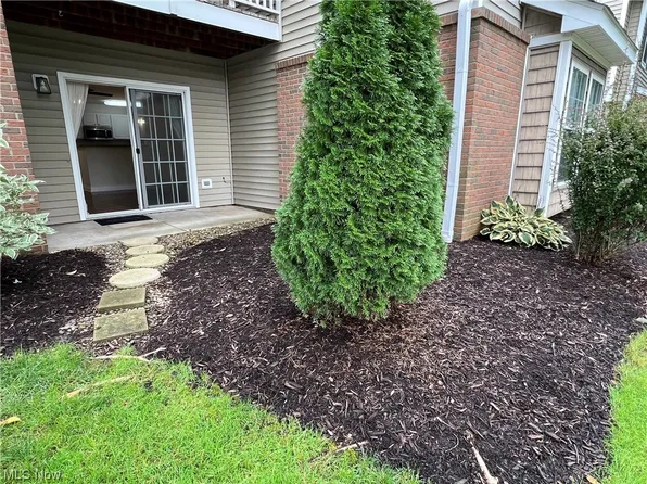 3402 Lenox Village Dr Unit 141, Fairlawn, OH 44333