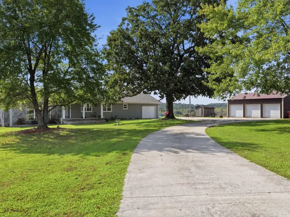 2374 State Highway Dd, Marshfield, MO 65706