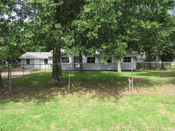 223 S Jamison Street, La Porte, TX 77571
