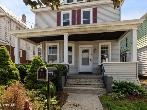 82 Snowden Avenue, Schenectady, NY 12304