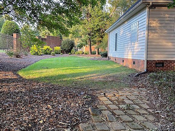 2nd image of 2639 Whitehall Ct