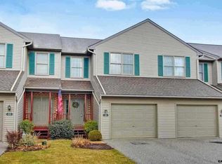 111 Oak Ridge Ln, Dallastown, PA 17313