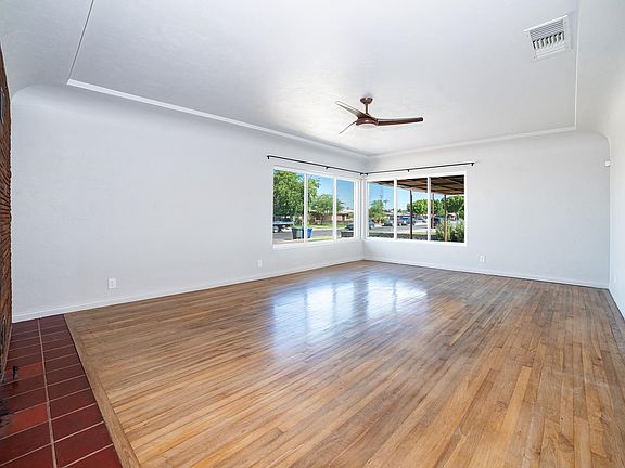 3rd image of 1720 S 5th Ave