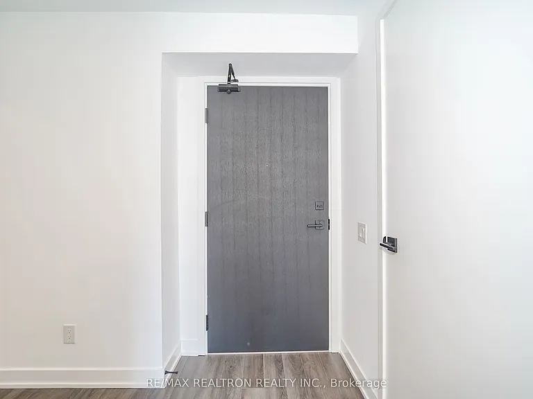 609 Sherbourne St #1711 — Photo 5