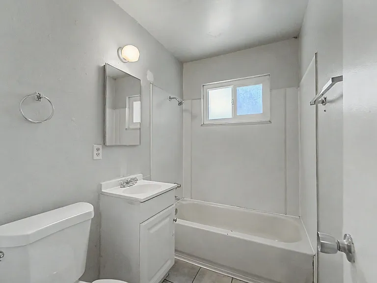 5944 Park Ave #5956 — Photo 20