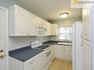 7120 Linden St, Prairie Village, KS 66208