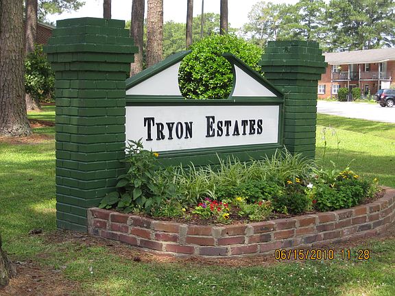 Complex Welcome Sign