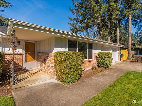 4th image of 12214 SW Shadywood Lane