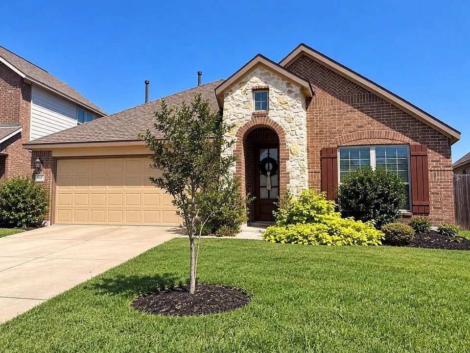 2638 Ivy Wood Ln