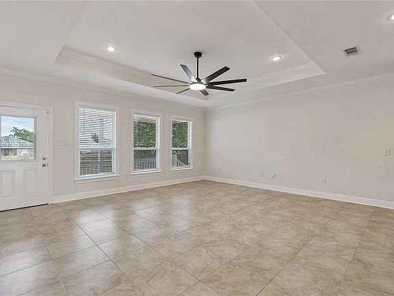 5th image of 8525 Patricia St