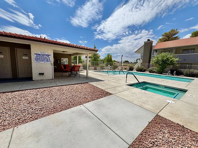 811 Bass Dr #C — Photo 29