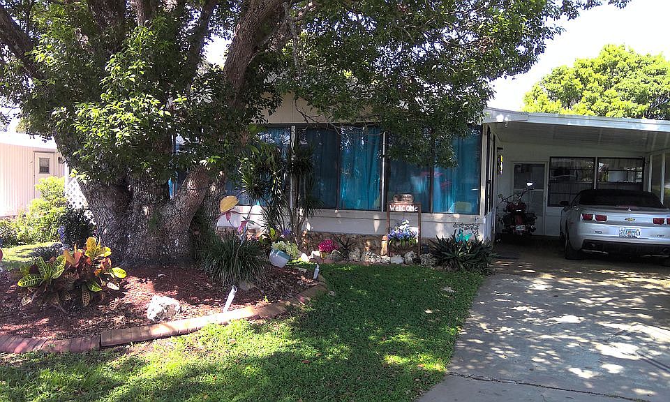1st image of 18 Pinecrest St