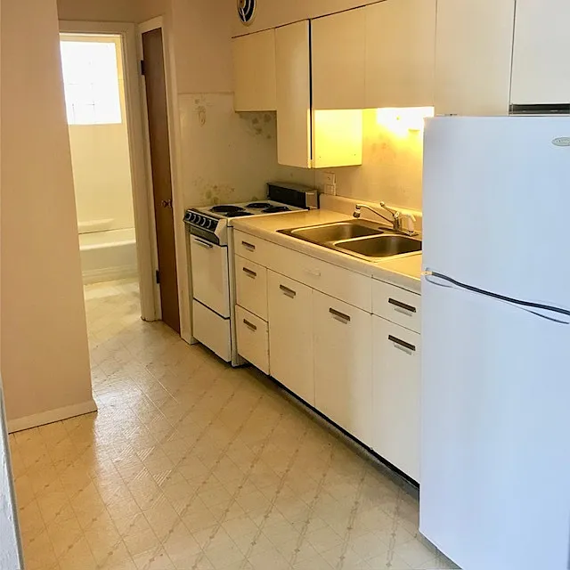 306 W Hill St — Photo 4