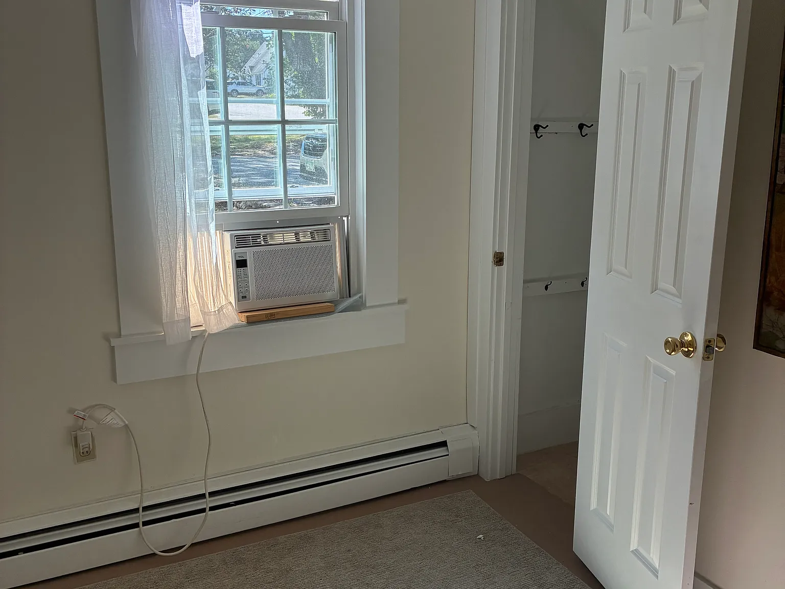 2 bed, 700 sqft, $2,000 — Photo 4