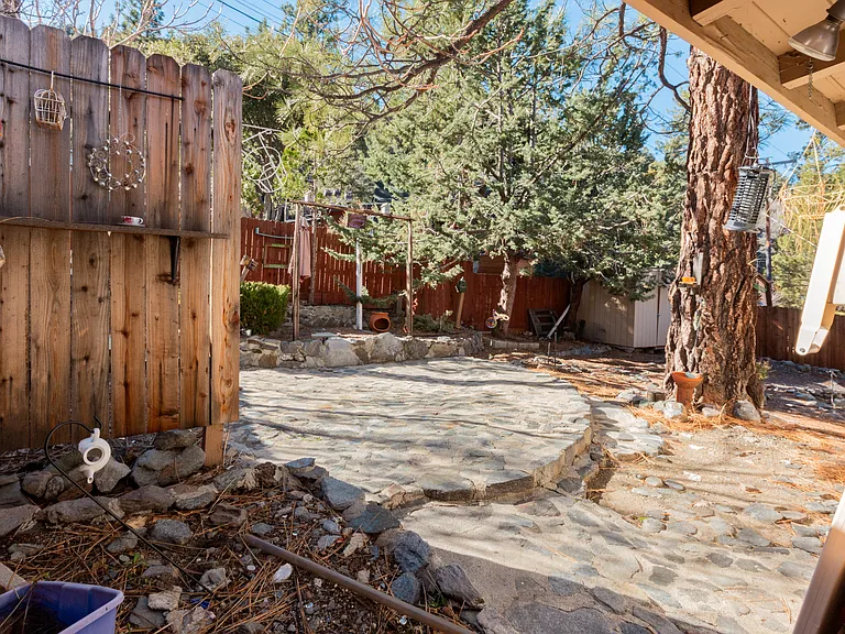 5203 Desert View Dr — Photo 27