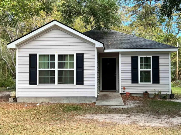 404 Apple St., Andrews, SC 29510