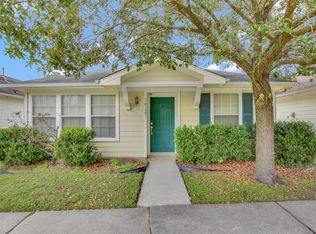 10127 Farrell Dr, Houston, TX 77070