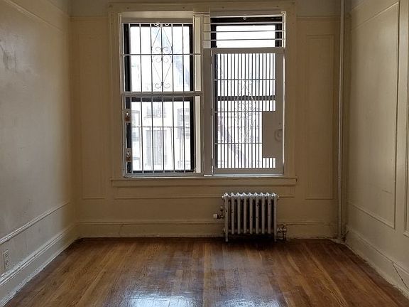 3rd image of 2100 Westbury Ct #G5