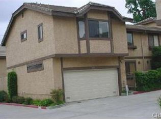 877 Swiss Trl, Duarte, CA 91010