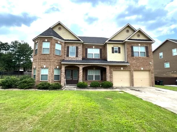 61 Riverside Lndg, Fort Mitchell, AL 36856