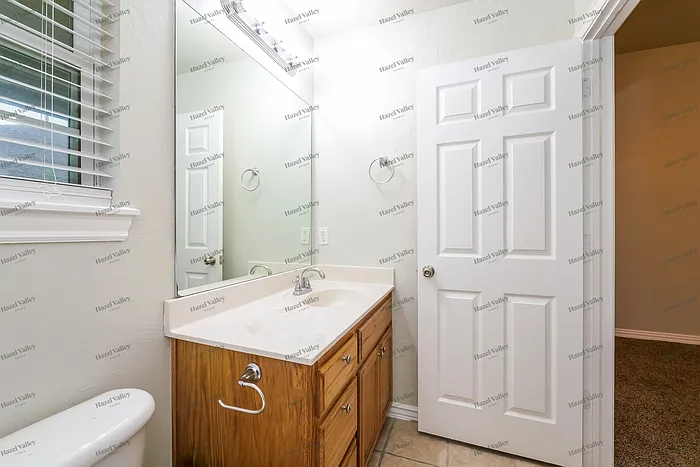 2137 Scissortail Landing Dr — Photo 9