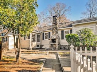 31 Ridgewood Ter, Chappaqua, NY 10514