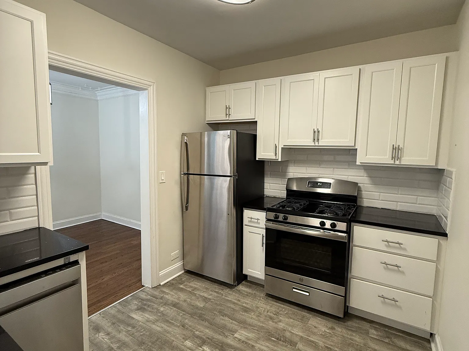 1 bed, $1,945 — Photo 1